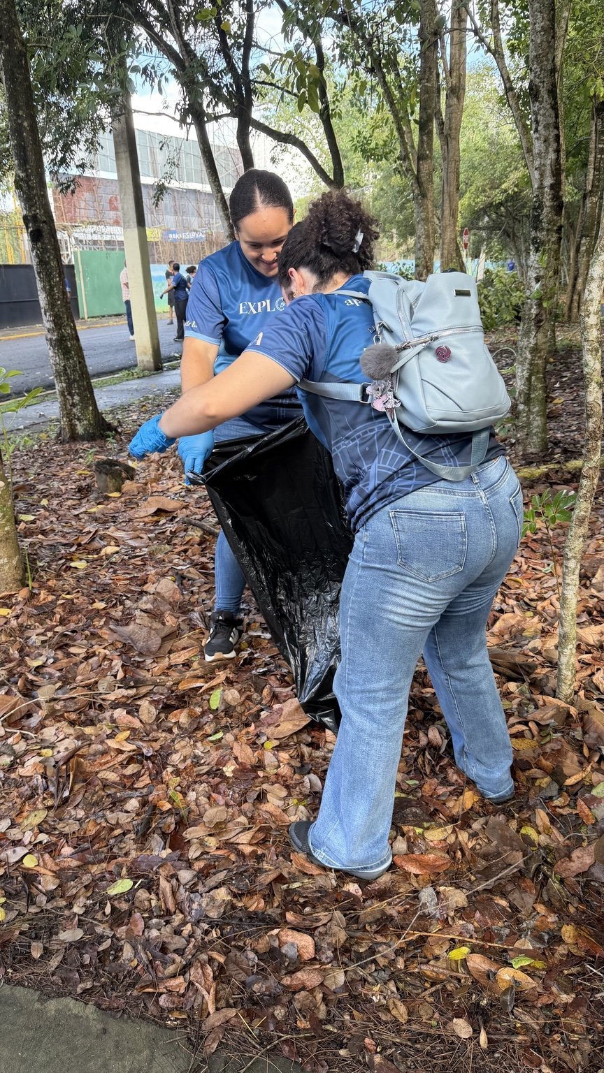 Fundación Te Quiero Verde RD realiza jornada de limpieza junto al Colegio La Altagracia.