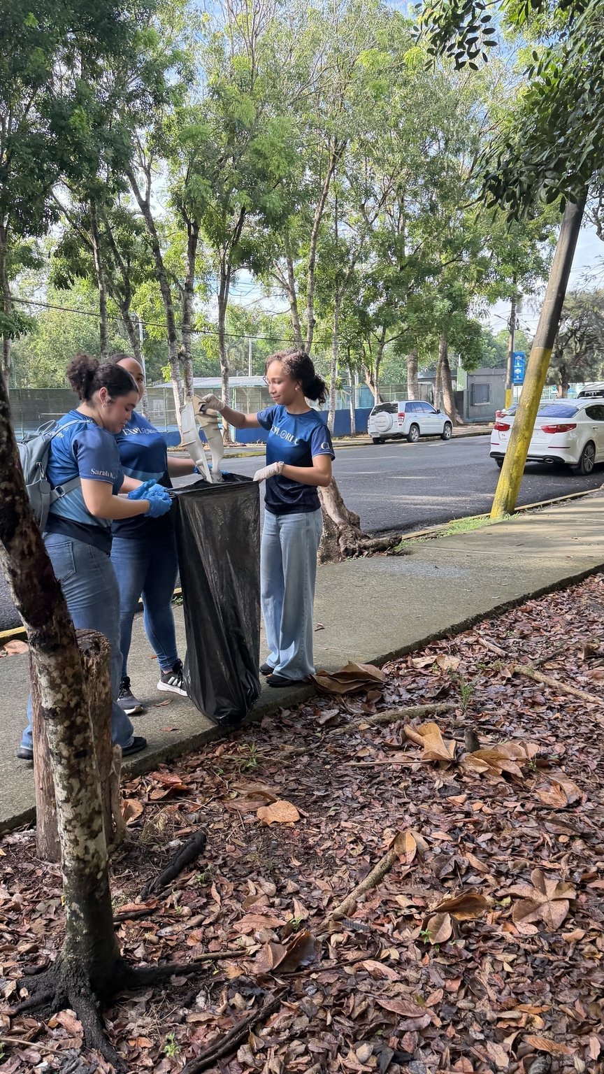 Fundación Te Quiero Verde RD realiza jornada de limpieza junto al Colegio La Altagracia.
